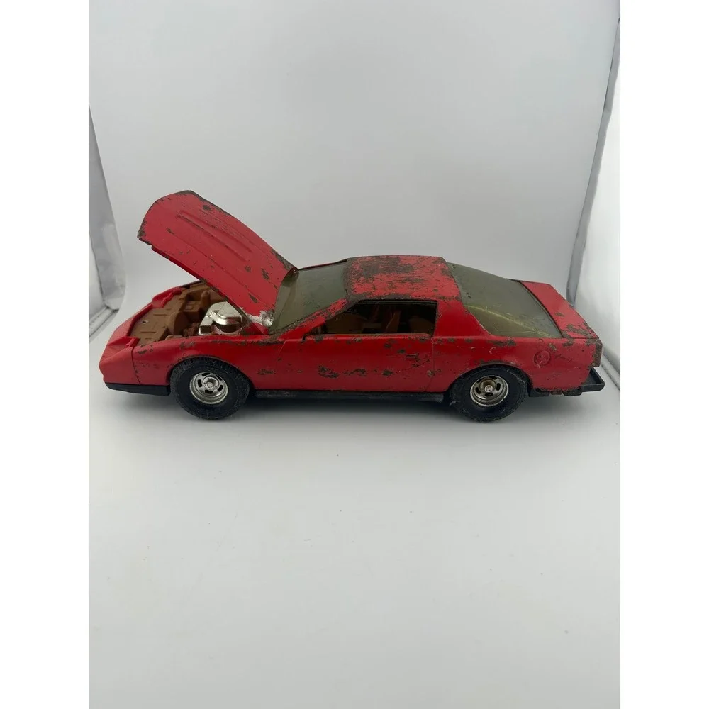 Vintage The‎ ERTYL Co. Toys GMC Camaro Red Diecast Car Dyersville Iowa USA